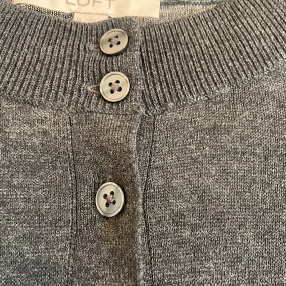 LOFT Charcoal Gray Button-Down Cardigan, Size XL - Picture 2 of 5